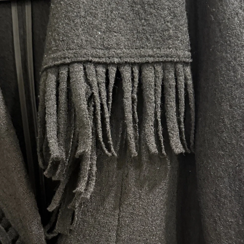 Chico’s  Black Women's Sweater Coat w/fringe sz 1 sx m